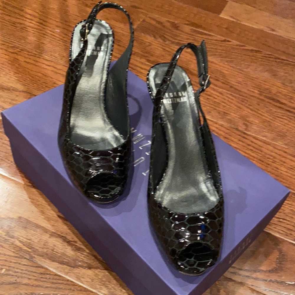 Stuart Weitzman Slingback Open Toe 3” Sandal Black Leather “Crocodile”  size 5